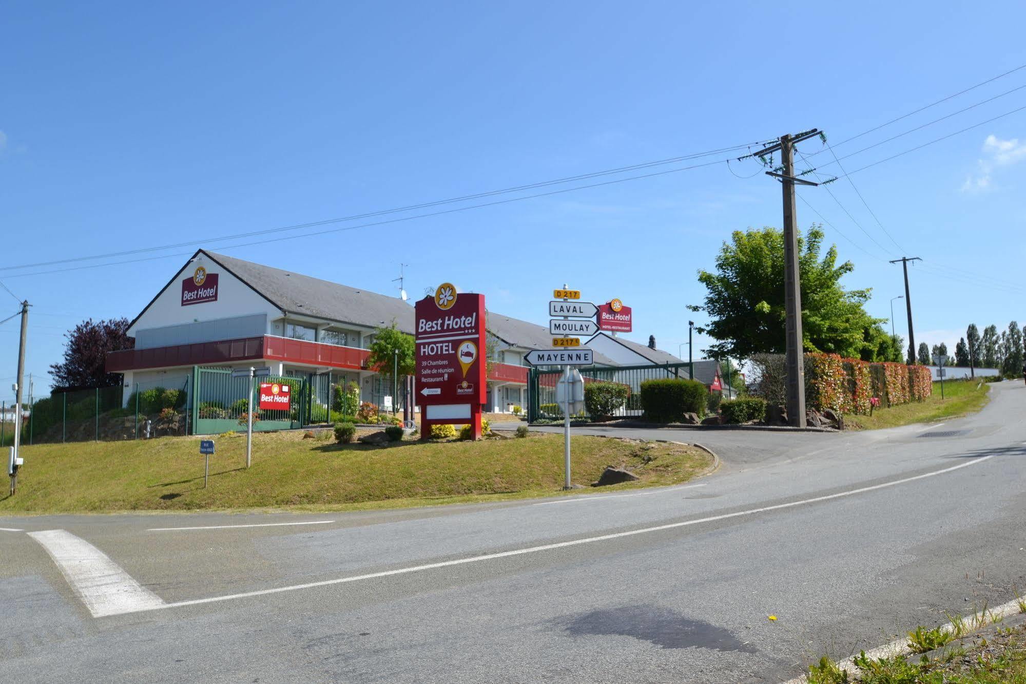 Brit Hotel Mayenne Εξωτερικό φωτογραφία